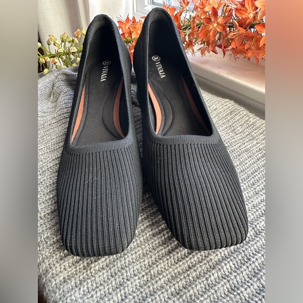VIVAIA square toe Black Melody Pro Ribbed Flats with chunky heels size 40